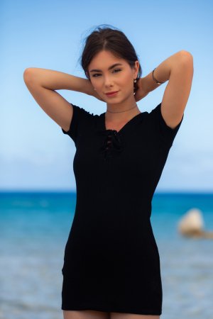 Liz Ocean bares her skin on sandy beach towels, ocean breeze teasing her curves as she poses nude — Liz Ocean #2
